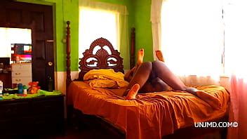 la animadora de ébano se hizo dominante en el porno amateur mientras paga al jefe XVIDEOS