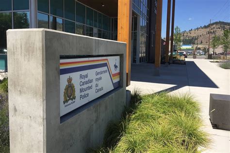 Kelowna Rcmp Under Fire After Video Shows Officer Interrogating