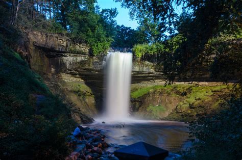 Minnehaha Falls Regional Park Hiking Trail, West Saint Paul, Minnesota