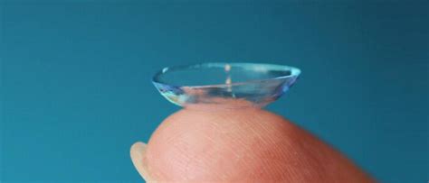 New ‘bandage’ contact lens aims to boost corneal treatment