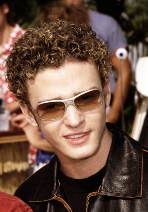 curling short hair mens styles are the top trend this season 12