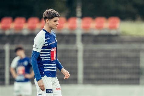 Lars Villiger Unterschreibt Ersten Profivertrag FC LUZERN