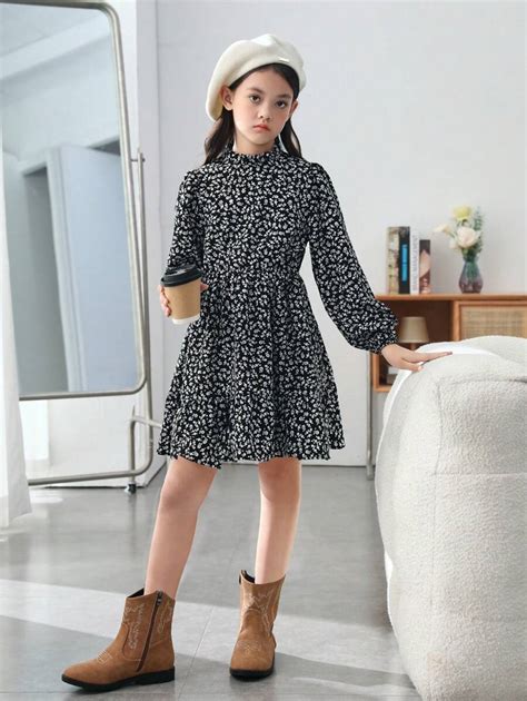 Tween Girl Ditsy Floral Print Lantern Sleeve Ruffle Hem Smock Dress