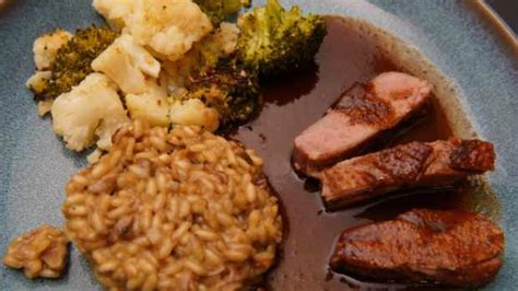 Das Perfekte Dinner Rezepte Sesam Entenbrust Mit Steinpilz Risotto