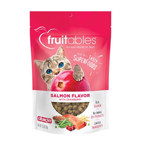 Our healthy snacks for cats come in tasty salmon cat treats