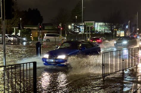 Video shows flooding on Loughborough Road West Bridgford | West ...