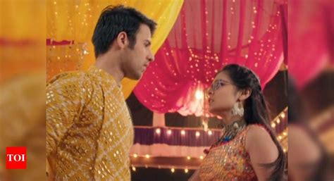 Yeh Rishtey Hain Pyaar Ke Update October Mishti Slaps Kunal For