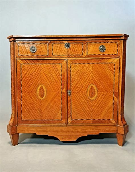 Mueble auxiliar Luis XVI Madera de boj Marquetería Catawiki