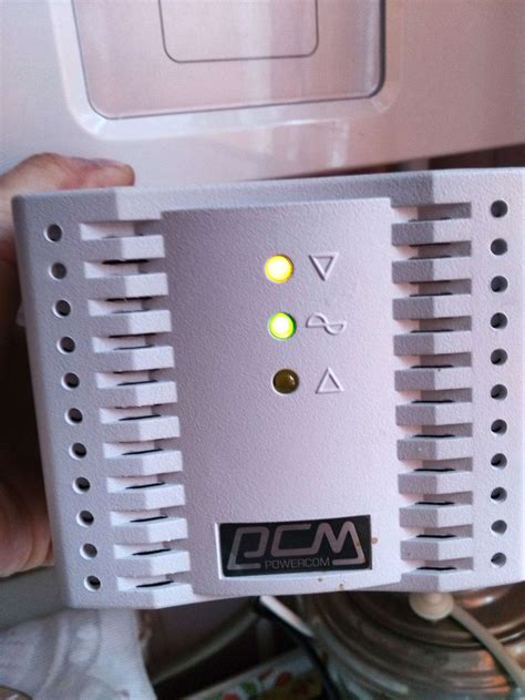 Стабилизатор напряжения PowerCom Tap-Change TCA-1200 — купить в ...