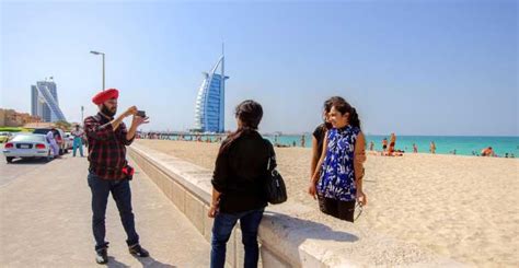 Dubai Hel Dags Rundtur Med Stadsutflykt Och Kensafari Getyourguide