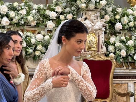 Il Beauty Look Sposa Di Alessandra Mastronardi Il Trionfo Dell