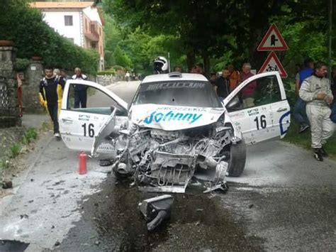 Incidente Al Rally Degli Abeti Ferita La Navigatrice