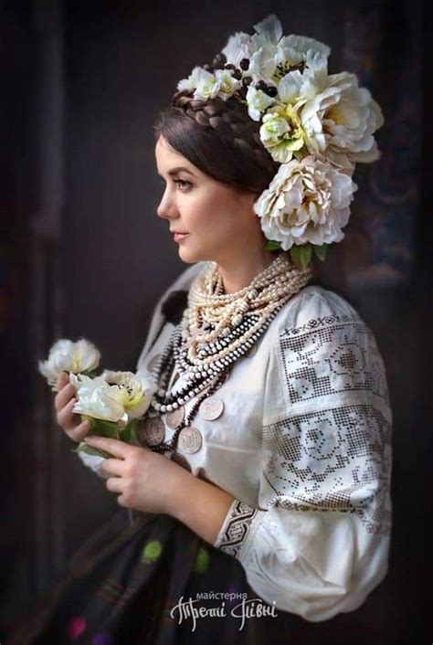 Ancient Ukrainian Headdresses Are Making A Stunning Comeback Artofit