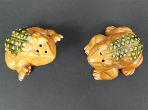 Vintage Toad Salt Pepper Shakers Frogs Ceramic Figurines EBay