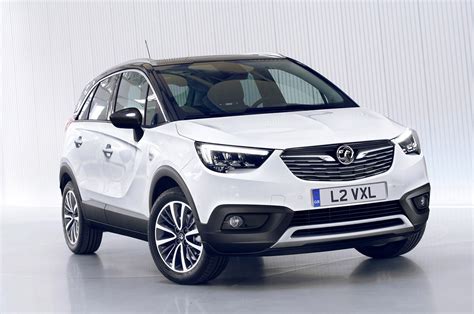 Vauxhall Crossland X SUV (2017 - ) Photos | Parkers