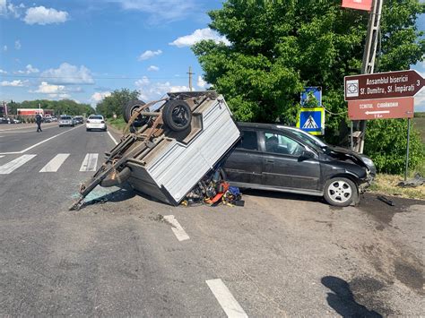 accident la popasul merei  soti au ajuns la spital foto sansa news