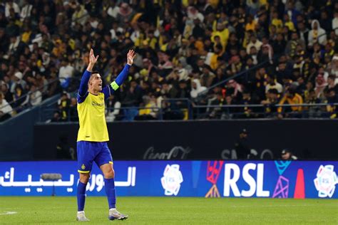 Cristiano Ronaldo Anotó Cuatro Tantos Con El Al Nassr Y Superó Los 500 Goles En Ligas La Opinión