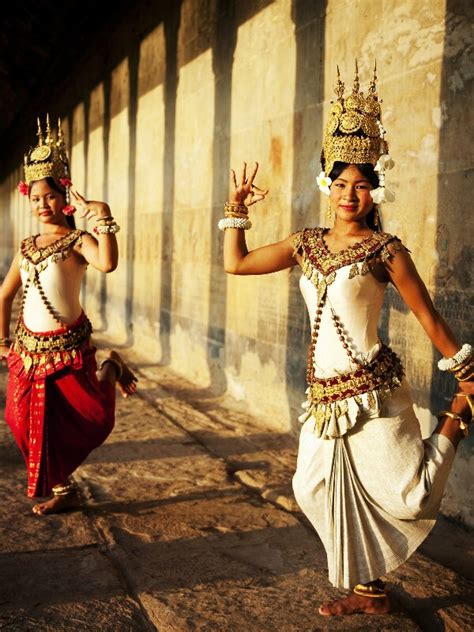 Khmer Cambodian Traditional Dress Tunersread