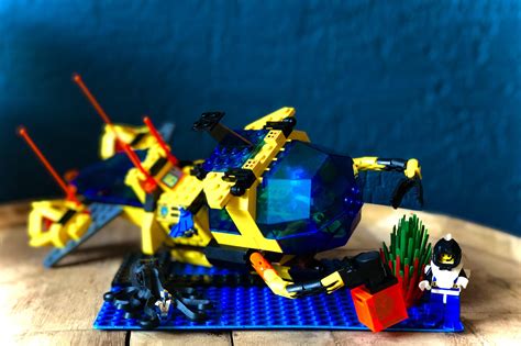 6175 crystal explorer sub 25 years old : r/lego