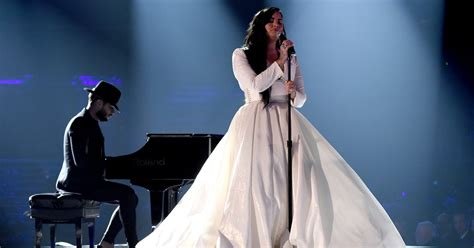 Who Played Piano During Demi Lovato's Grammys Performance? | POPSUGAR ...