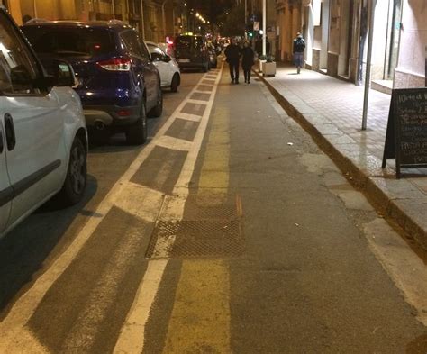 Cagliari Boccia Le Piste Ciclabili Troppo Strette E Pericolose