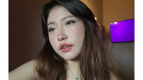 potret naykilla ultah   penyanyi garam madu sakit dadaku
