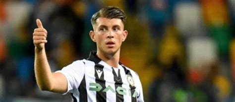 La Juventus Starebbe Valutando Samardzic Come Rinforzo Per Il Centrocampo