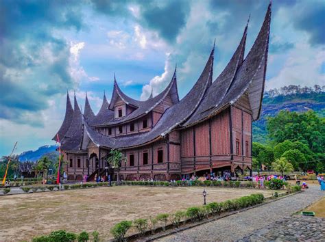 Kerajaan Besar Di Tanah Minangkabau Pada Masa Lampau