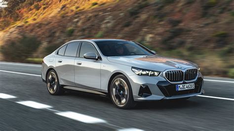 2024 Bmw 530i Xdrive First Drive Review Luxury Sedans Arent Old News Yet