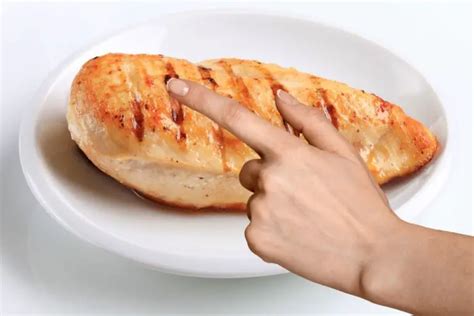 How To Tell When Chicken Is Done Without A Thermometer? (5 Effective ...