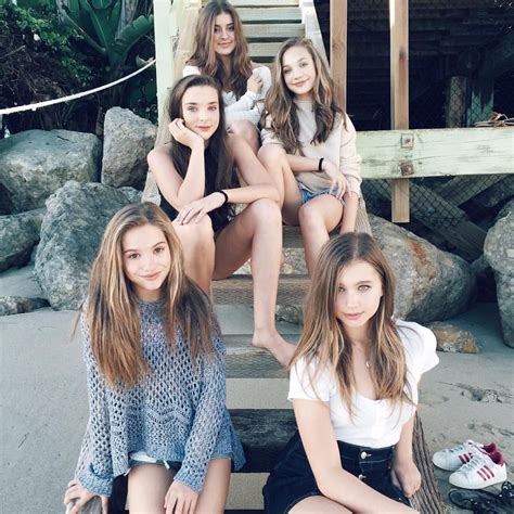 Maddie Ziegler On Instagram “i Love My Friends ” Dance Moms Dancers