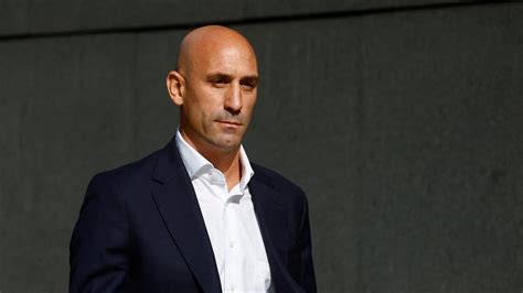 Luis Rubiales arremete contra la FIFA tras la sanción Llegaré hasta