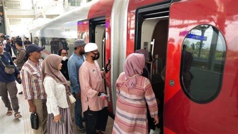 Angkut Penumpang Kereta Cepat Dari Stasiun Tegalluar Ini Jadwal Ka