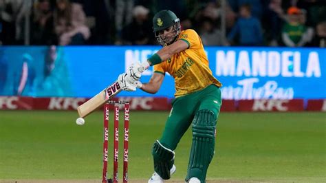 IND Vs SA 2nd T20 : पावसानंतर आफ्रिकन फलंदाज बरसले, भारताचा ५ विकेट्सनी ...