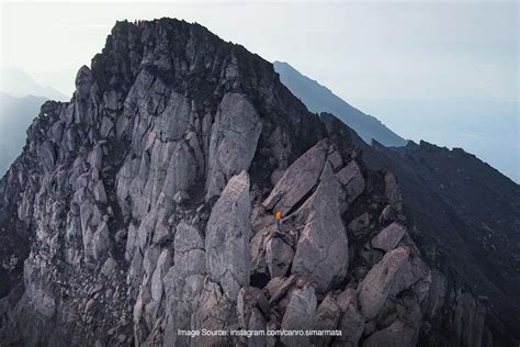 Menjajal Jalur Pendakian Paling Ekstrem Se Jawa Timur Gunung Raung Via