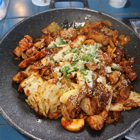 교대역 맛집 삼산회관 교대점 돼지김치구이 줄서는 식당 네이버 블로그