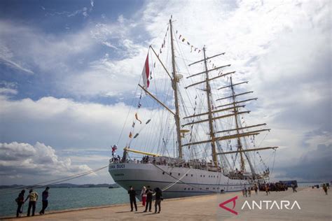 Open Ship KRI Bima Suci Di Batam ANTARA News