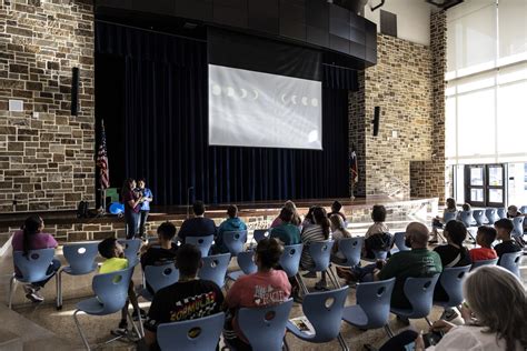 Photo Gallery Stem Night At Hal Peterson Middle School The Kerr