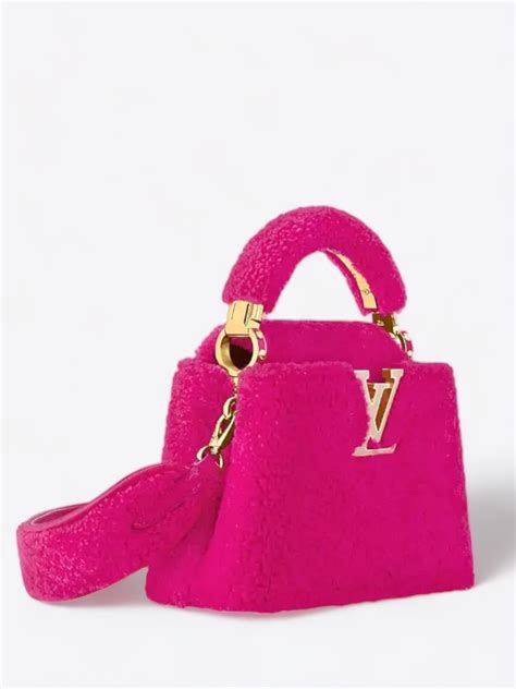 Location Sac Louis Vuitton Mini Capucines En Shearling Rose