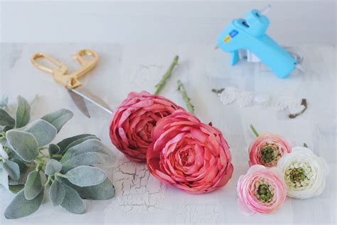 How to DIY a Wrist Corsage for Your Wedding Day