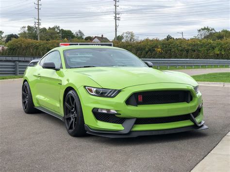 Few Things In This World Are Better Than The 52 Liter Flat Plane Crank V8 In The 2020 Ford