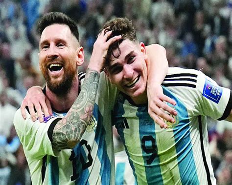 Messi Argentina Beat Croatia 3 0 To Reach Final