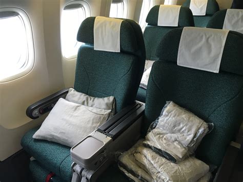 Cathay Pacific 777 300er Premium Economy Seatguru - Infoupdate.org