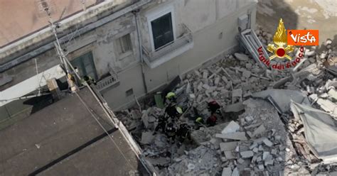 Crolla Un Palazzo In Ristrutturazione A Matera Gli Operai Erano In