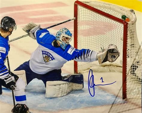 Ukko Pekka Luukkonen Signed Team Finland 8x10 Photo