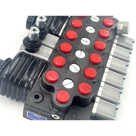 TR55 Manual And Joystick 6 Spool Monoblock Directional Valve