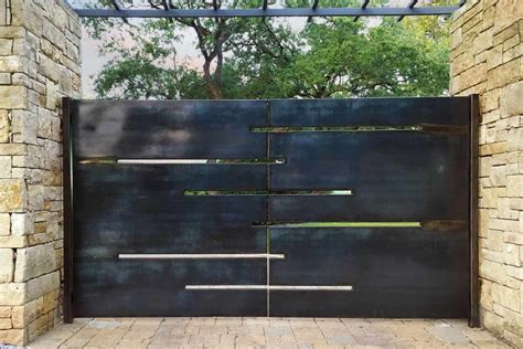 24 Modern Gate Designs For Your Driveway Front Entryway Or Backyard Fence