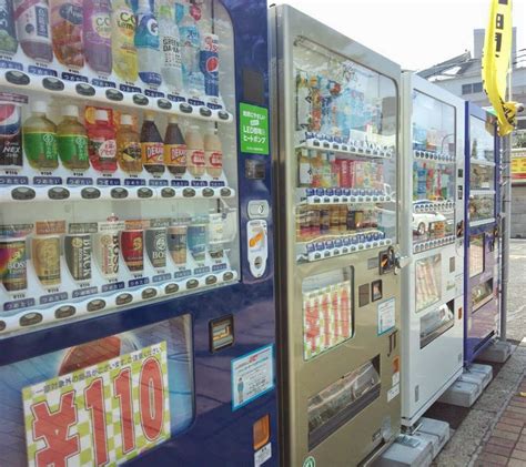 TOKYO APPLE: Vending machine