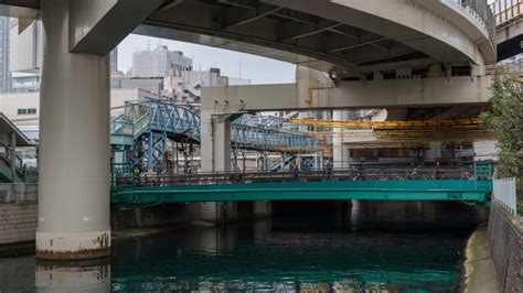 横浜駅 内海川跨線人道橋 - nk