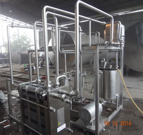 Automatic Dairy Processing Plant For Milk Capacity 2500 Litres Hr At